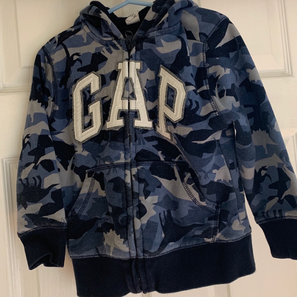 ✨Boys 4t Gap zip up hoodie✨
